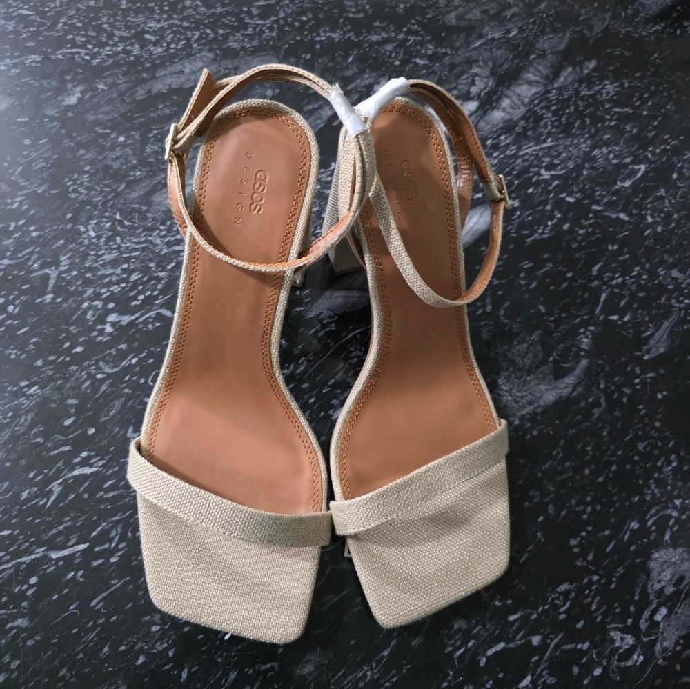 BRAND NEW SIMMI LONDON WOMEN'S  SANDALS